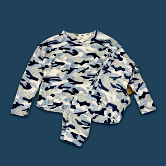 NWT Born Sleepwear Blue Camouflage Long Sleeve Top & Lounge Pants - Picture 1 of 12